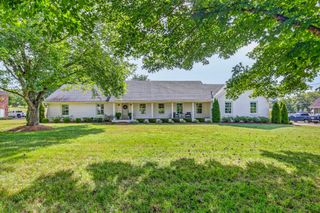 1305 Chickasaw Dr, Brentwood, TN 37027