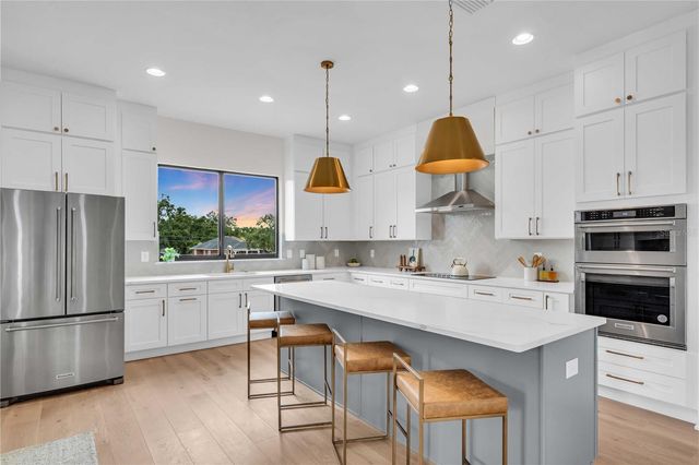 3002 W PLATT 9, Tampa, FL 33609