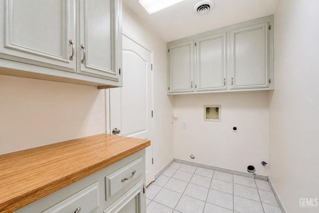 7609 Norris Road, Bakersfield, CA 93308