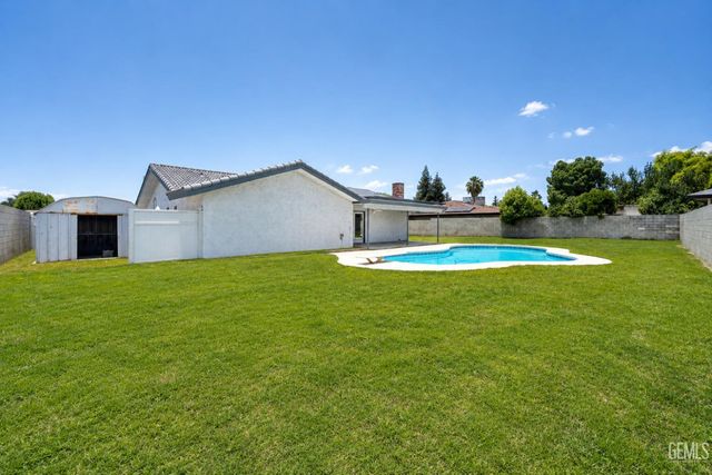 7609 Norris Road, Bakersfield, CA 93308