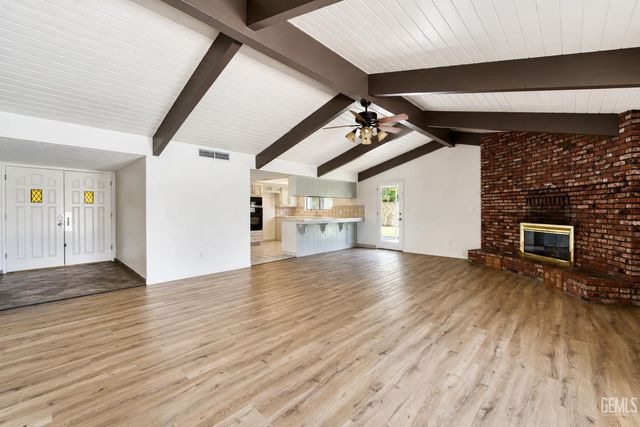 7609 Norris Road, Bakersfield, CA 93308
