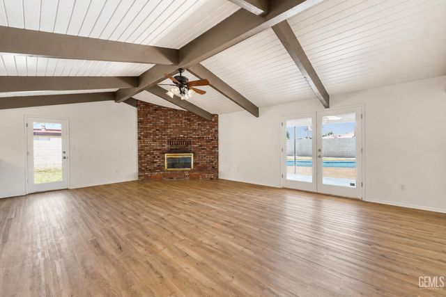 7609 Norris Road, Bakersfield, CA 93308