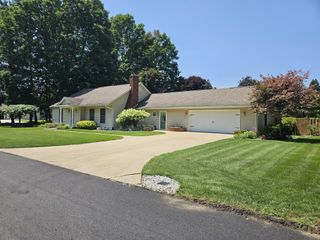 1804 Ridgefield Avenue, La Porte, IN 46350