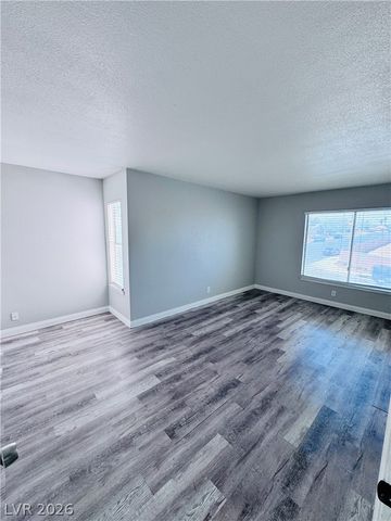 3671 Villa Knolls East Drive, Las Vegas, NV 89120