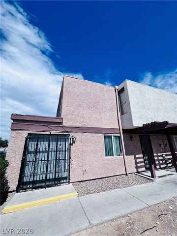 3671 Villa Knolls East Drive, Las Vegas, NV 89120