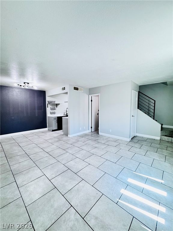 3671 Villa Knolls East Drive, Las Vegas, NV 89120 — photo 2