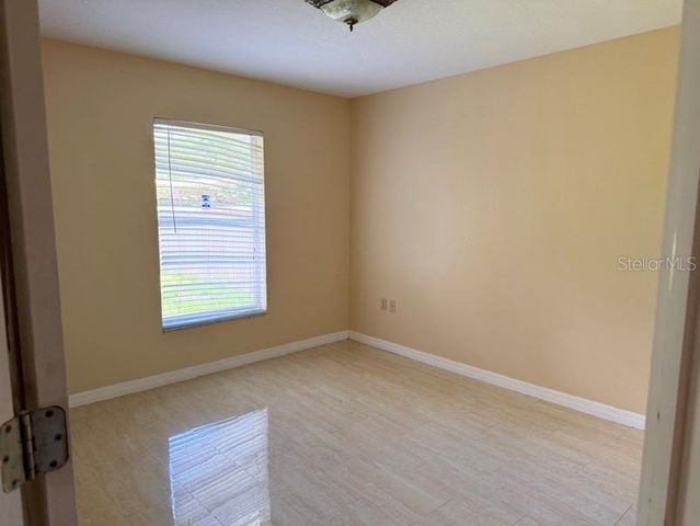 12721 N OLA AVENUE, Tampa, FL 33612