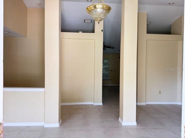 12721 N OLA AVENUE, Tampa, FL 33612