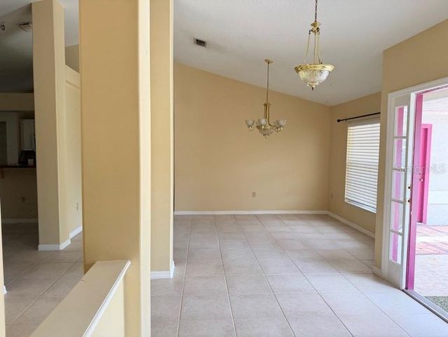 12721 N OLA AVENUE, Tampa, FL 33612