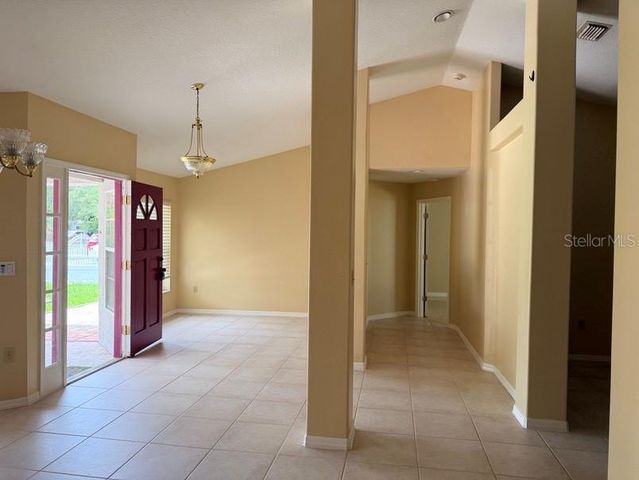 12721 N OLA AVENUE, Tampa, FL 33612
