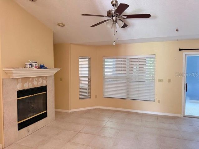 12721 N OLA AVENUE, Tampa, FL 33612