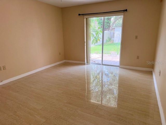 12721 N OLA AVENUE, Tampa, FL 33612