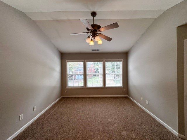 452 Old Towne Dr, Brentwood, TN 37027