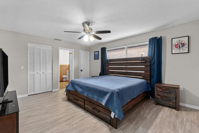 215 SW 8TH Street, Boynton Beach, FL 33426