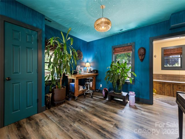 66 Bradley Street, Waynesville, NC 28786