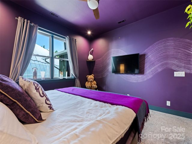 66 Bradley Street, Waynesville, NC 28786