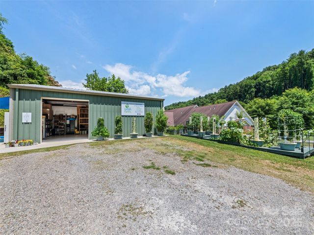 66 Bradley Street, Waynesville, NC 28786