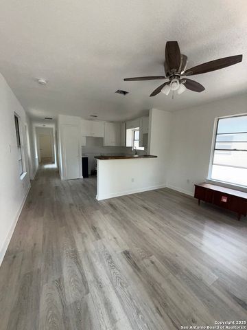 815 Ripford, San Antonio, TX 78225