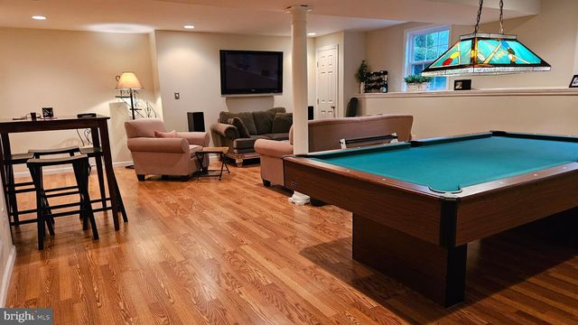 53 WATERFORD DR, Bordentown, NJ 08505