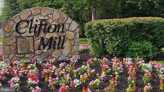53 WATERFORD DR, Bordentown, NJ 08505