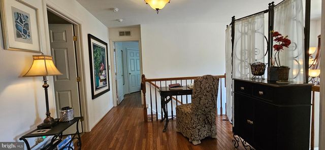 53 WATERFORD DR, Bordentown, NJ 08505