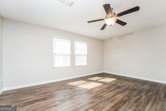 3835 Newbury Place Drive, Loganville, GA 30052