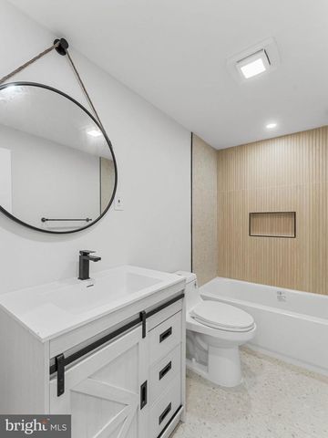 308 DELSEA DR, Sewell, NJ 08080