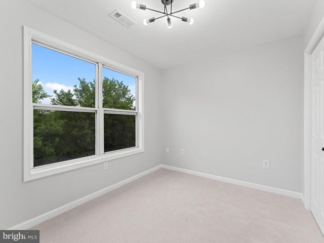 308 DELSEA DR, Sewell, NJ 08080