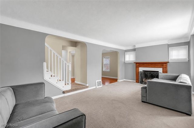 16005 Throckley Avenue, Cleveland, OH 44128