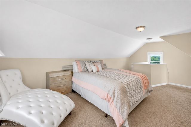 16005 Throckley Avenue, Cleveland, OH 44128