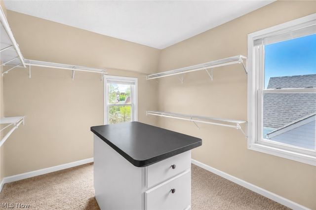 16005 Throckley Avenue, Cleveland, OH 44128