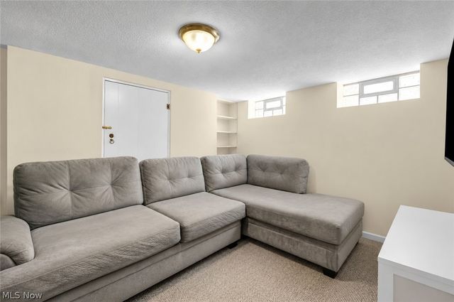 16005 Throckley Avenue, Cleveland, OH 44128