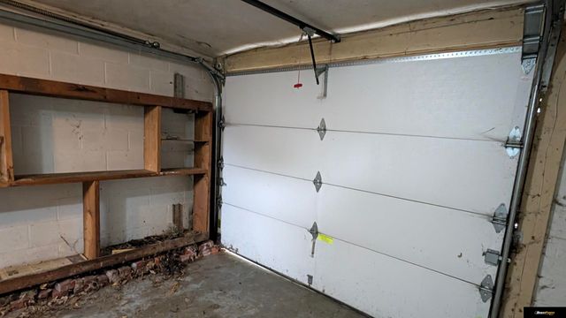 9134 Taylor Street, Omaha, NE 68134