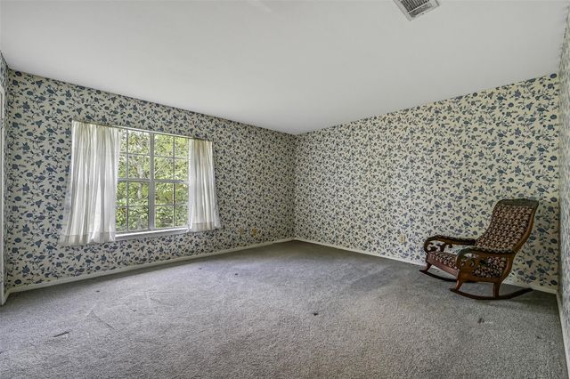 628 E Castle Harbour Drive, Friendswood, TX 77546