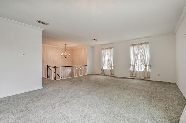 628 E Castle Harbour Drive, Friendswood, TX 77546