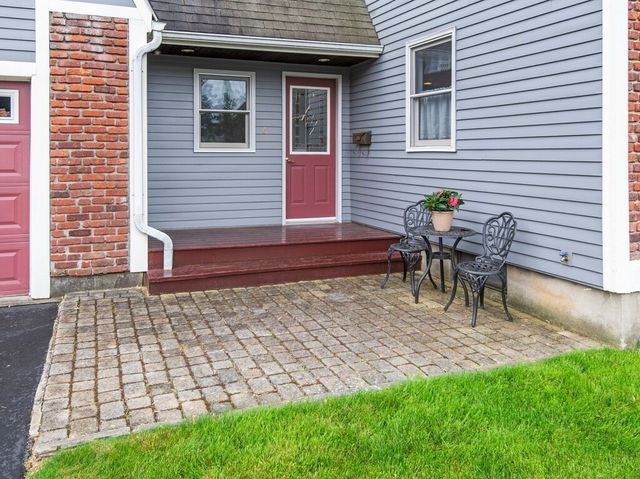 61 Locust Street, Oxford, MA 01540