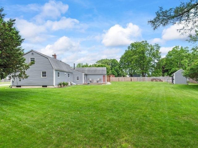 61 Locust Street, Oxford, MA 01540