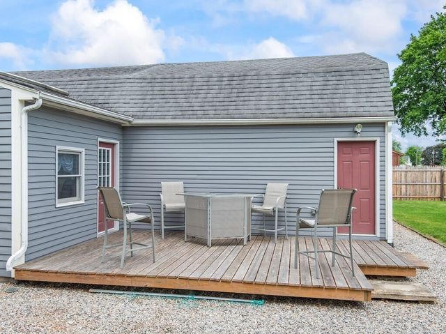 61 Locust Street, Oxford, MA 01540