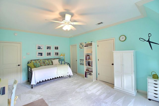 2069 STANDING ROCK DR, Collierville, TN 38017