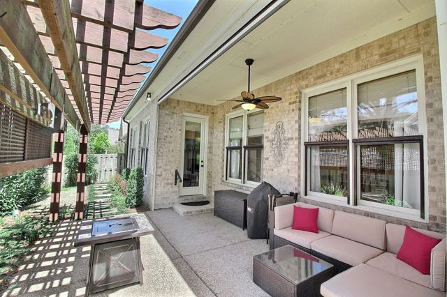 2069 STANDING ROCK DR, Collierville, TN 38017