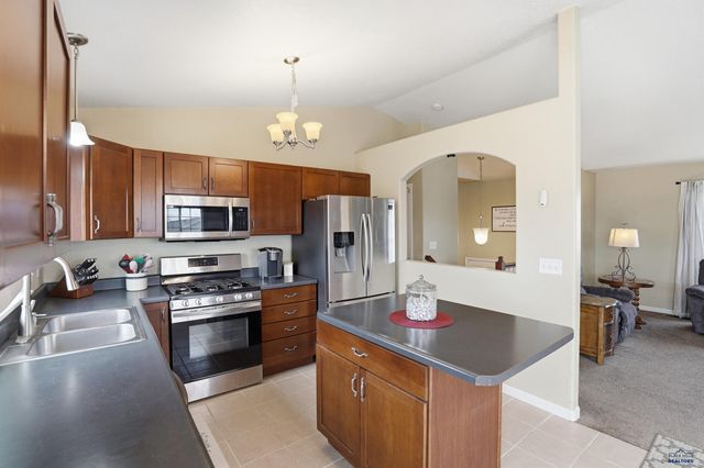 5009 ELMER ST, Rapid City, SD 57703