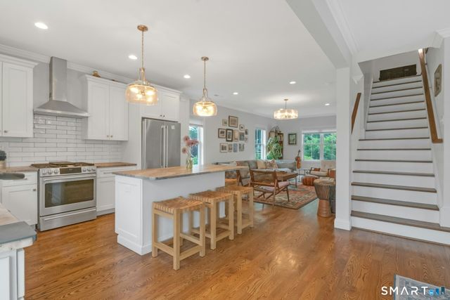 210 High Ridge Avenue, Ridgefield, CT 06877