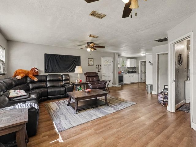 200 16TH STREET, St Cloud, FL 34769