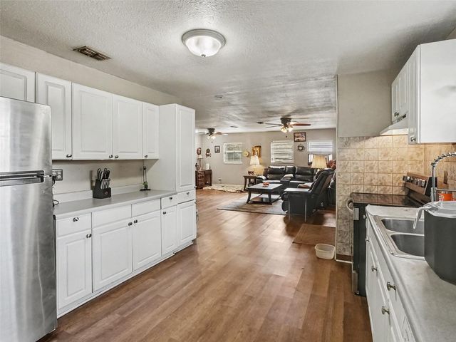 200 16TH STREET, St Cloud, FL 34769