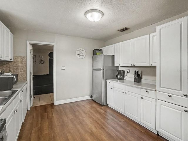 200 16TH STREET, St Cloud, FL 34769