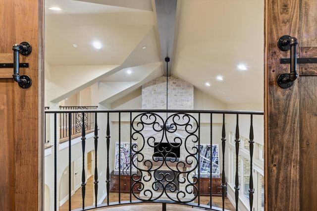 413 Saint Tropez Drive, Southlake, TX 76092