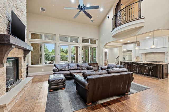 413 Saint Tropez Drive, Southlake, TX 76092