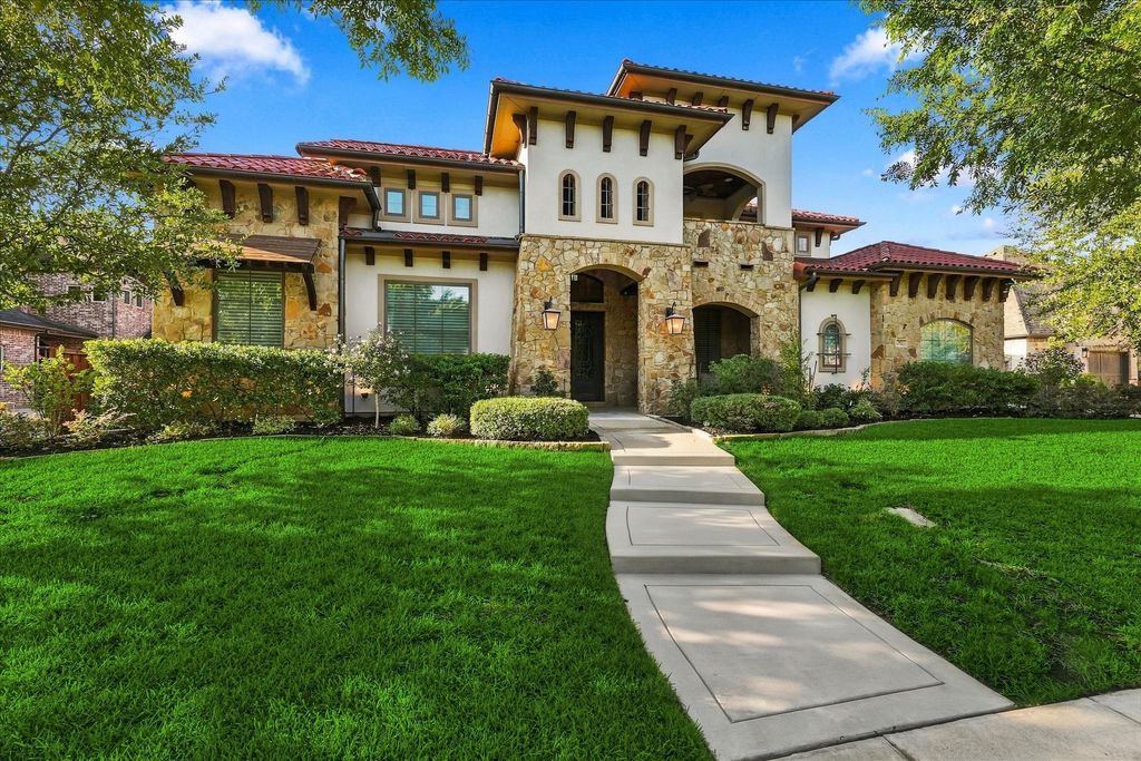 413 Saint Tropez Drive, Southlake, TX 76092