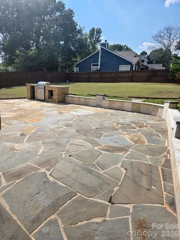 11619 Bowsby Court, Charlotte, NC 28215