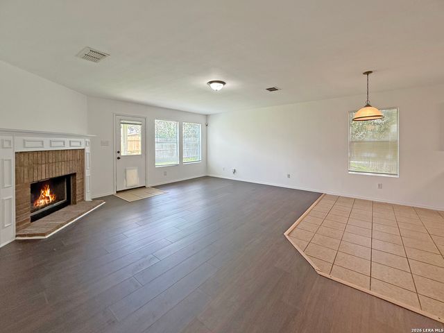 11803 Amber Tree, San Antonio, TX 78254